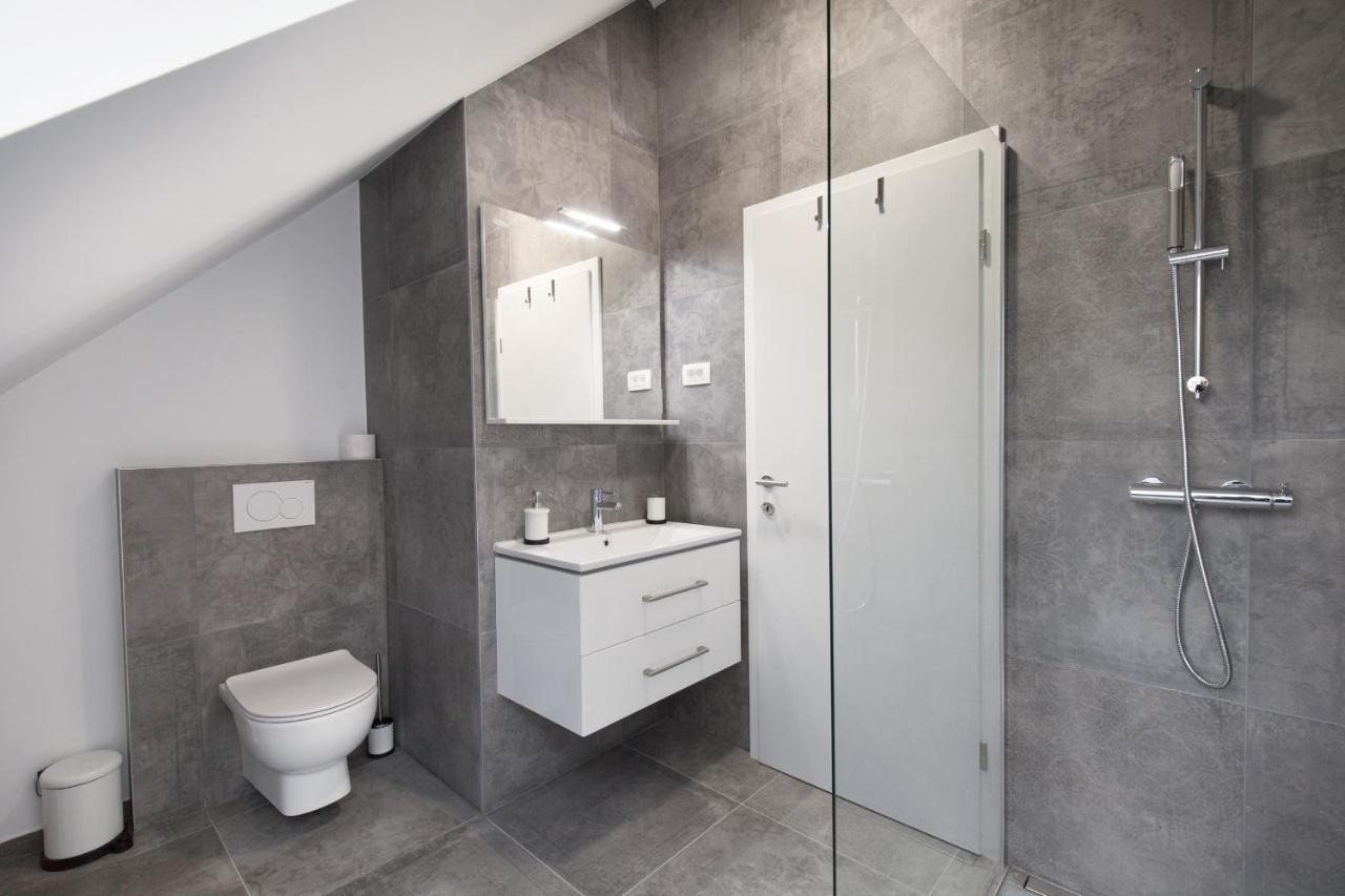 Flex Apartments Tour As Ljubljana Buitenkant foto